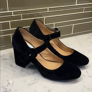 Esprit black velvet pumps 3 inch heel size 9